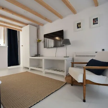 Kuca Babe Stane Murter