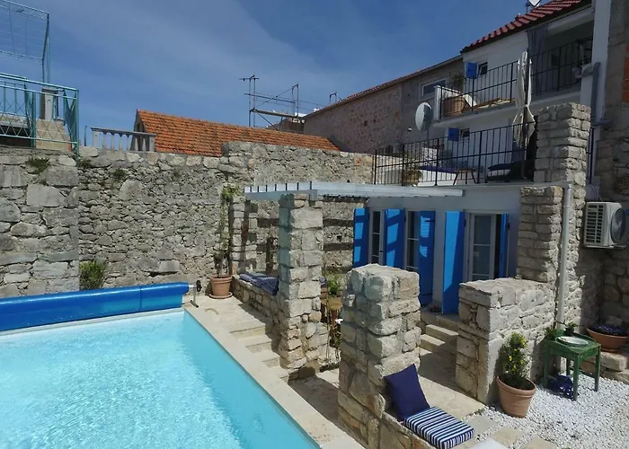 Kuca Babe Stane Villa *