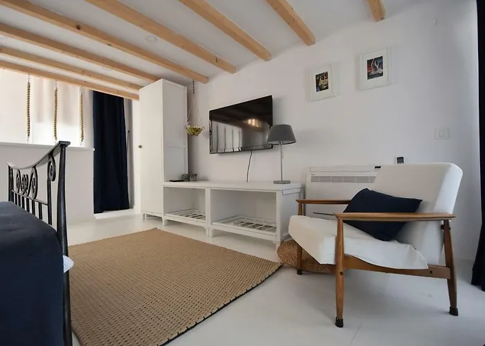 Kuca Babe Stane Murter