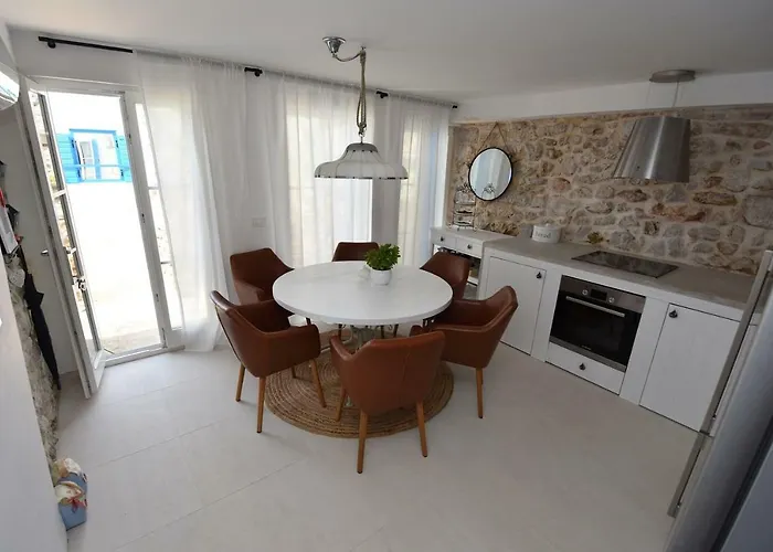 Villa Kuca Babe Stane Murter