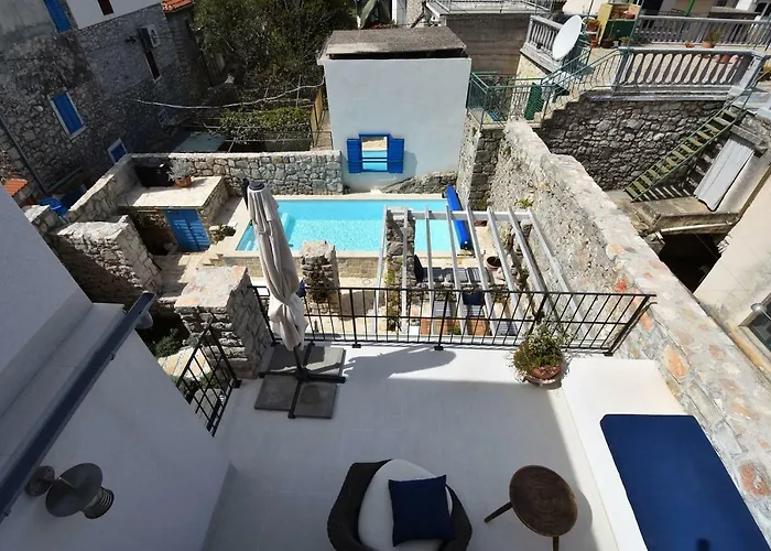 Kuca Babe Stane * Murter