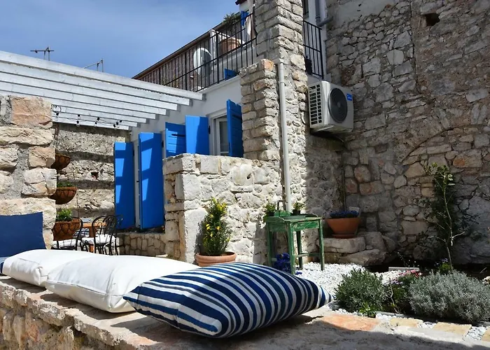 Kuca Babe Stane * Murter